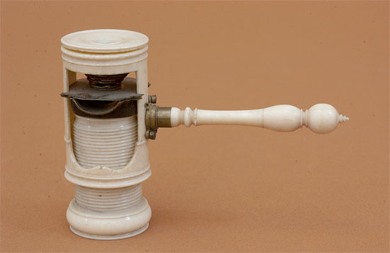 Results of Golub Collection search: Microscope No. 103