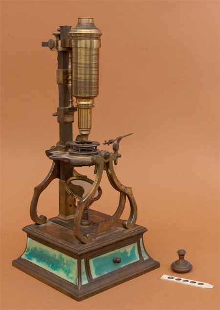Results of Golub Collection search: Microscope No. 11