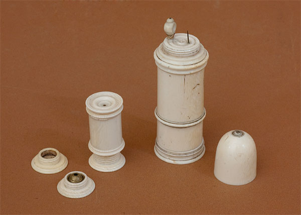Results of Golub Collection search: Microscope No. 111
