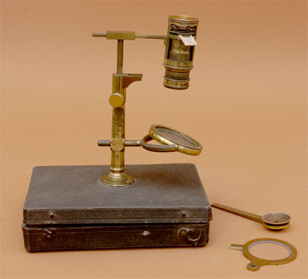 Results of Golub Collection search: Microscope No. 13