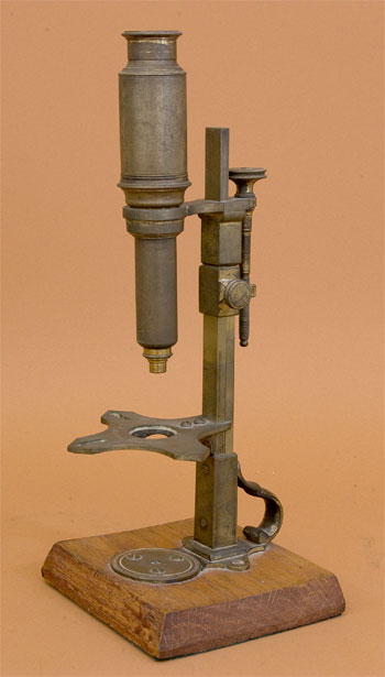 Results of Golub Collection search: Microscope No. 233