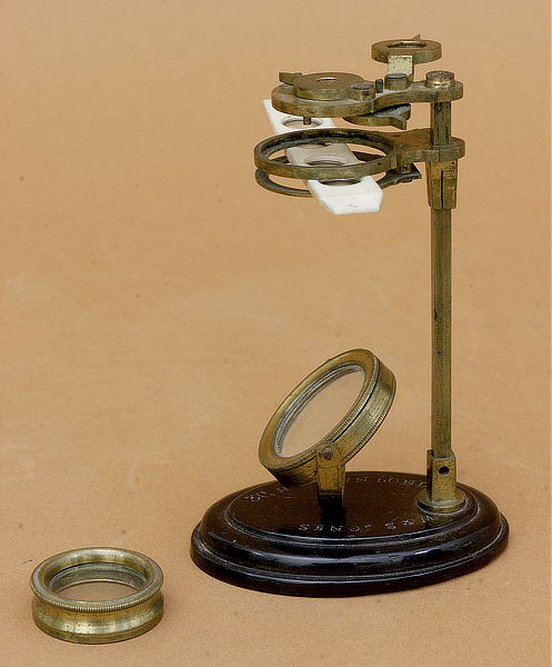 Results of Golub Collection search: Microscope No. 241