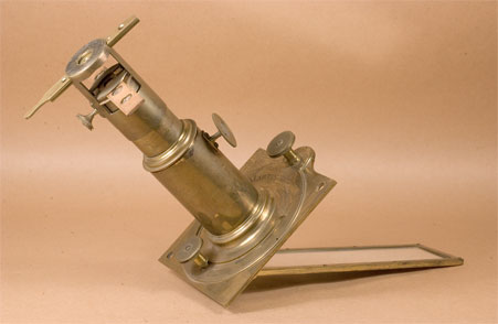 Results of Golub Collection search: Microscope No. 275
