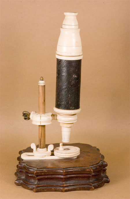 Results of Golub Collection search: Microscope No. 276