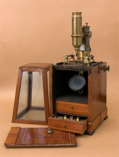 Results of Golub Collection search: Microscope No. 34